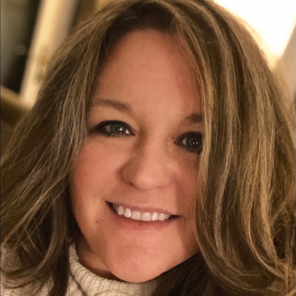 Meet your Posher, Ena